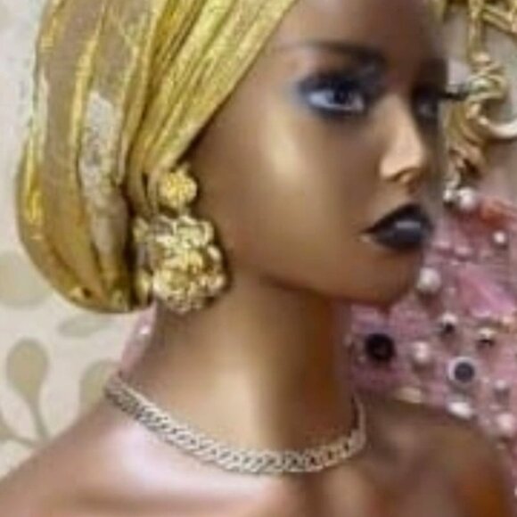 Classy Turbans - Picture 1 of 4